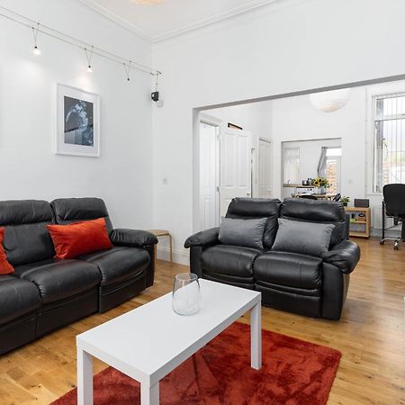 Air Host & Stay - Rockfield House - Sleeps 8 Liverpool Zewnętrze zdjęcie