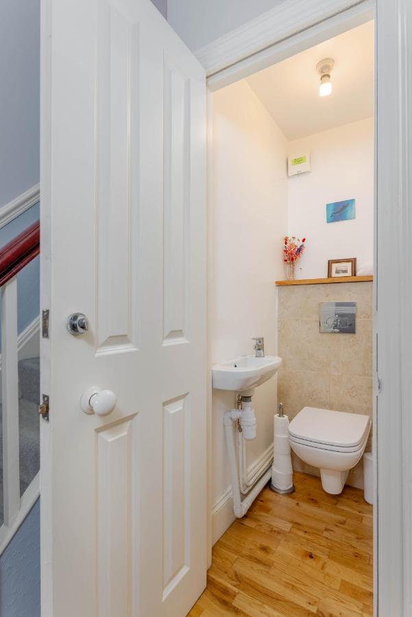 Air Host & Stay - Rockfield House - Sleeps 8 Liverpool Zewnętrze zdjęcie