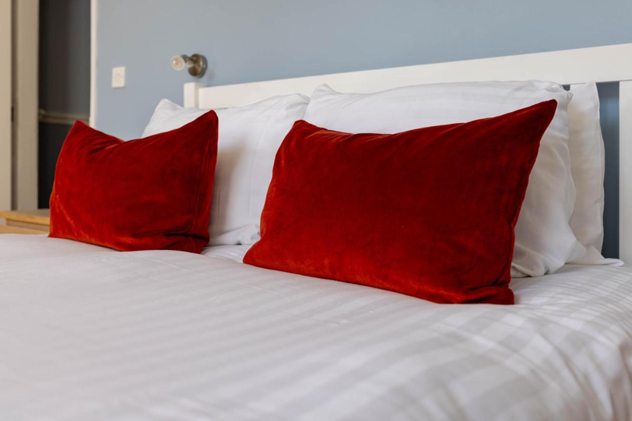 Air Host & Stay - Rockfield House - Sleeps 8 Liverpool Zewnętrze zdjęcie