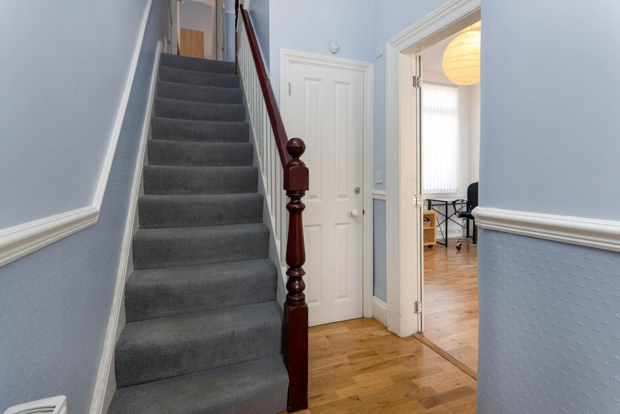 Air Host & Stay - Rockfield House - Sleeps 8 Liverpool Zewnętrze zdjęcie
